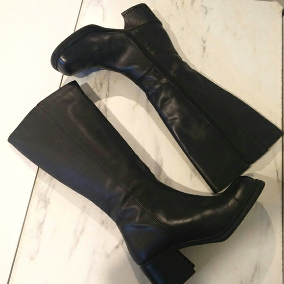 Vintage 90's Chunky Block Heel Square Toe Tall Black Leather Boots - Picture 9 of 16